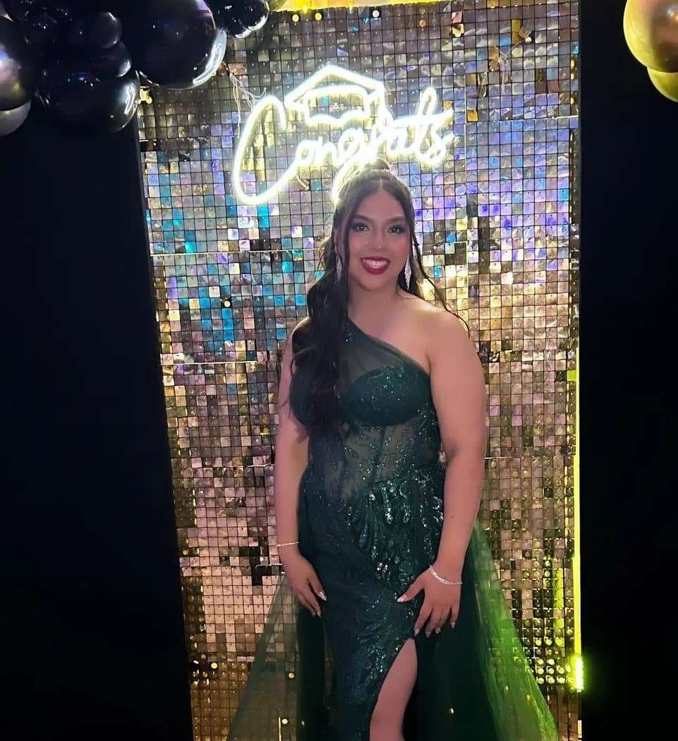 se llama Naomi Victoria Lopez  tiene 24 años es de Ciudad Victoria Tamaulipas