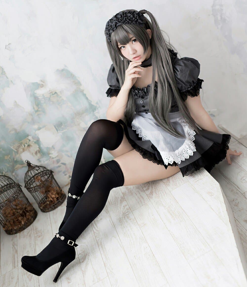 ENAKO RIN: these Japanese Cosplayer worth the waste of your offspring/ baby oil housed in your balls