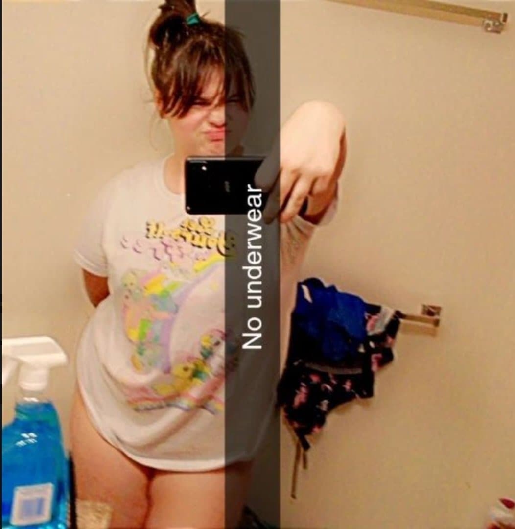 BAD BITCH TT GOONING US FOR FUN