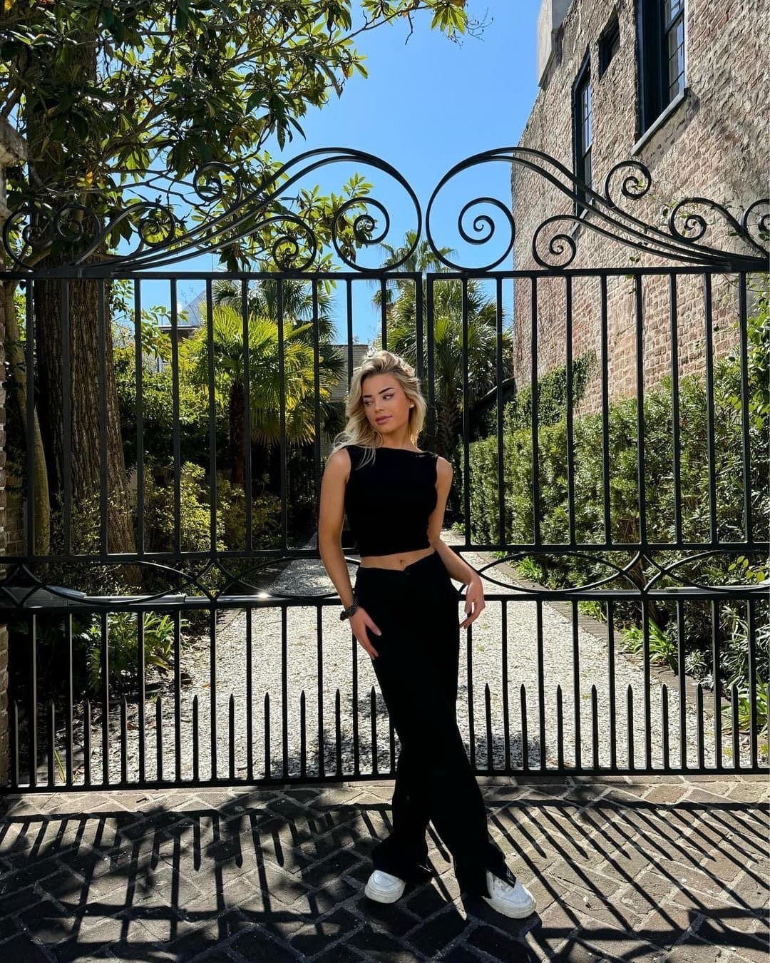 The perfect girl. hometown hottie with some hot ass nudes