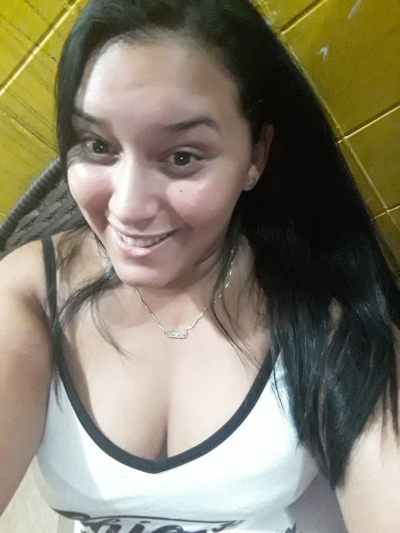 Click to view full size Nena esposa safada