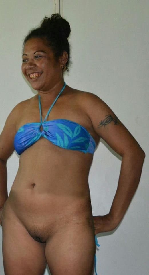 PNG girl trying out bikini