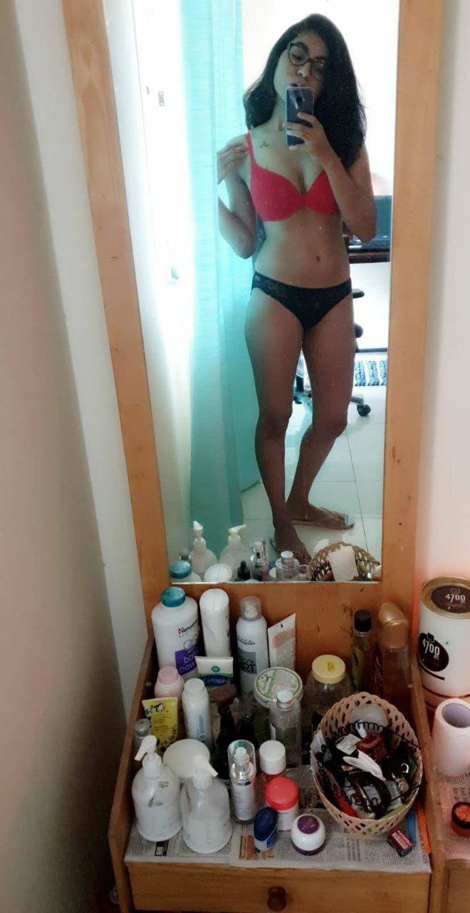 Beautiful Cute Slim Perfect Figure Desi Shy Girlfriend Teasing & Showing What She Can Do