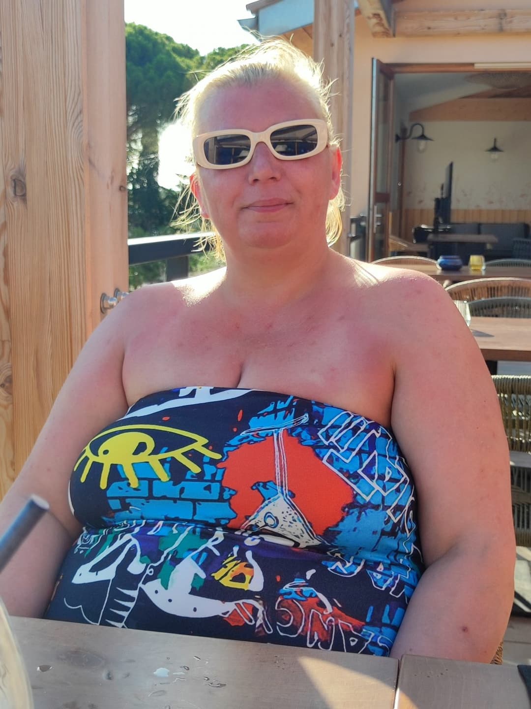 Belgium submissive slutwhore Jessie from Limburg, all holes bare, cumdump, mom, big tits