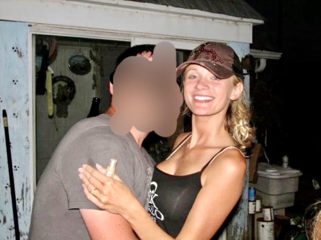 Barmaid probably thinks the internet forgot about her topless bouncy moment at Mardi Gras for G G W