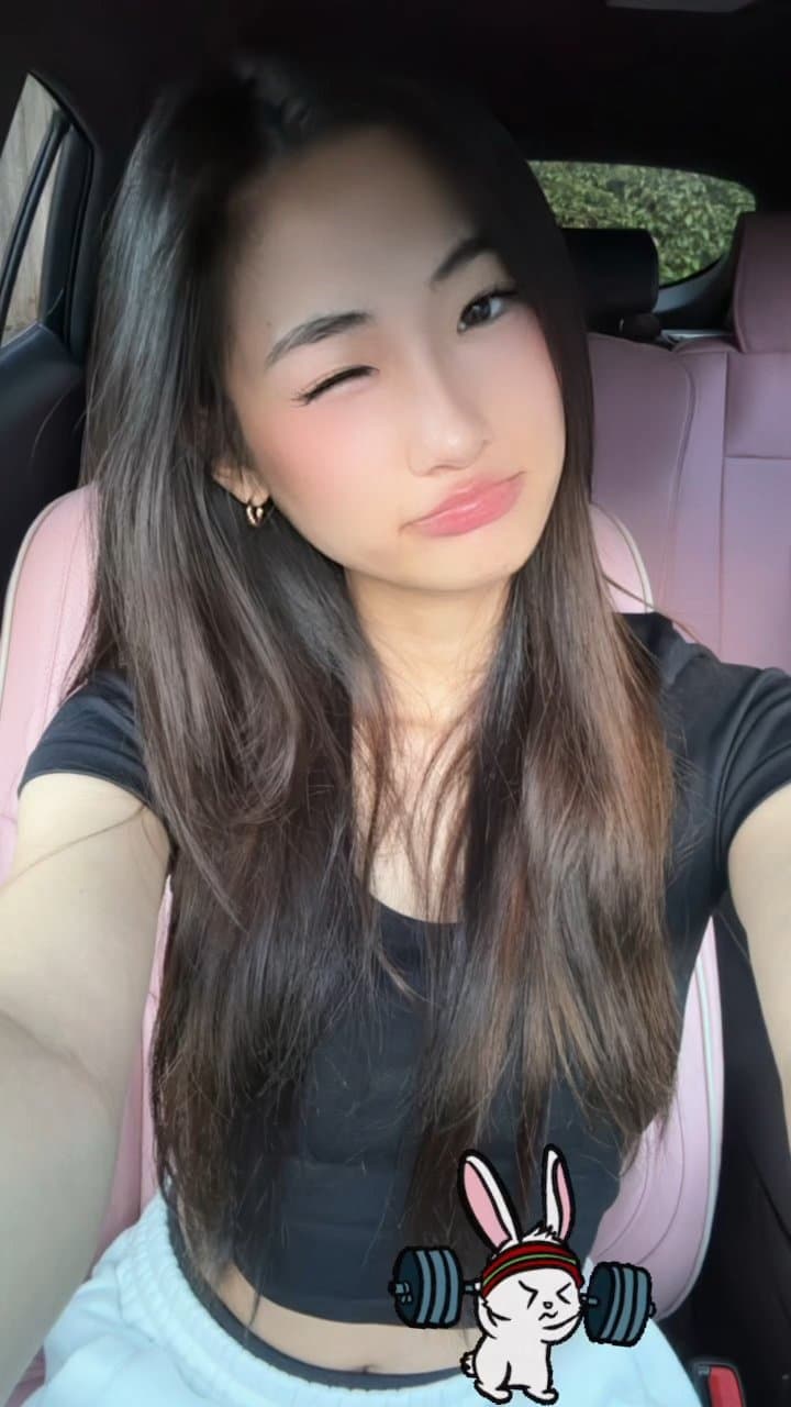 Sexy petite ABG teen Pauline
