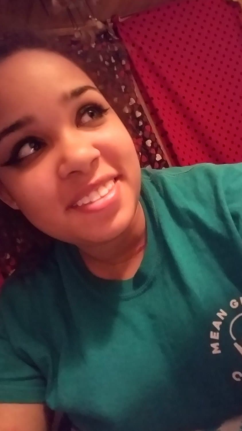 Real Ebony Girlfriend Leaked Rubbing her Clit and Fingering her Webslut Whore Pussy and Shows Nudes