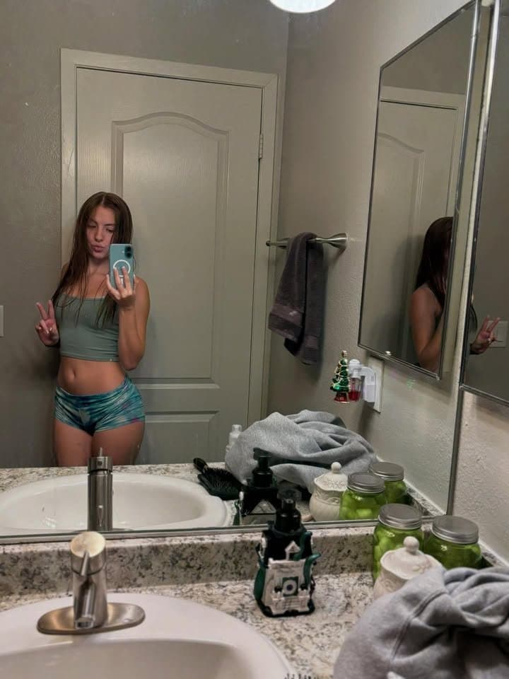 Big ass fits her body so nicely