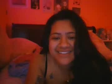 IRL (Julie) who used to strip, have an onlyfans, and cam (DM if you have more)