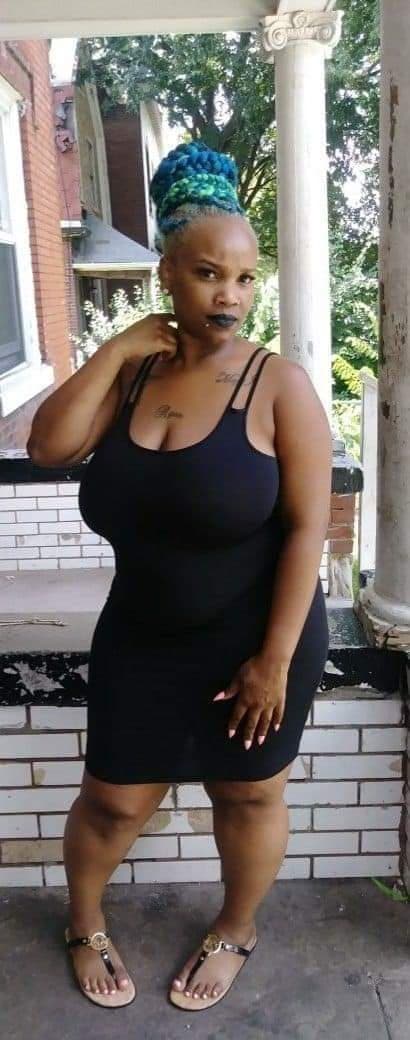 Freaky Bi Bbw Auntie (She need to start a only fans) I would not pull out 19