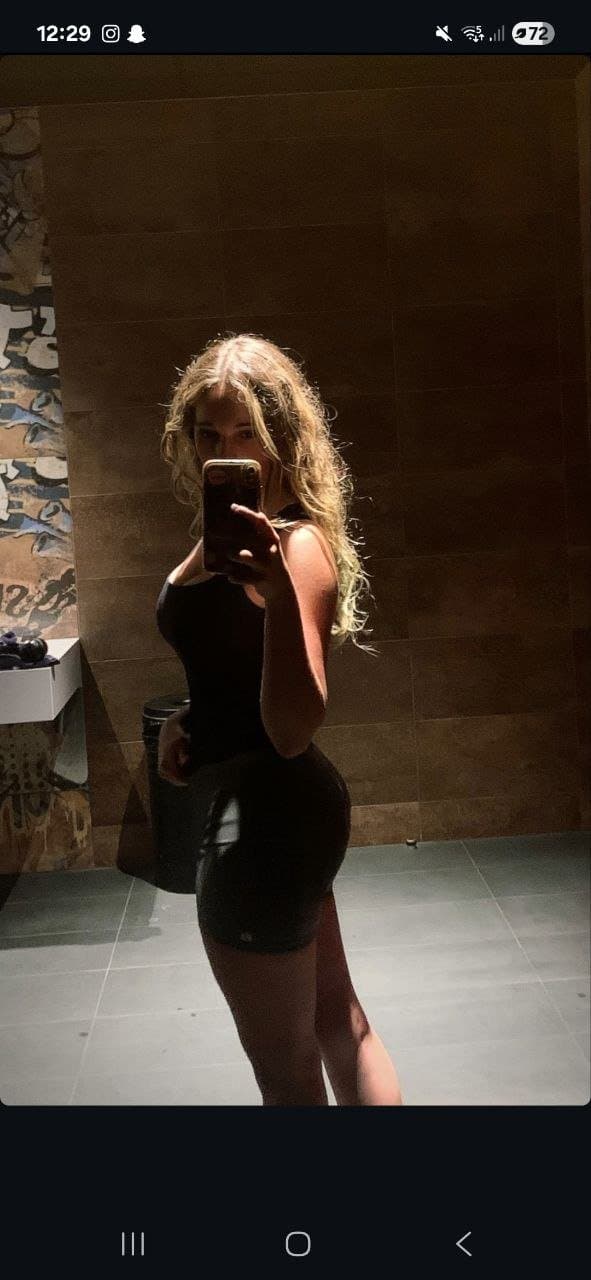 Chienne française exposé