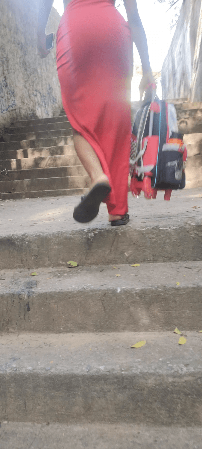 Blonde big ass + Nice ass close + Young Ebony hot ?