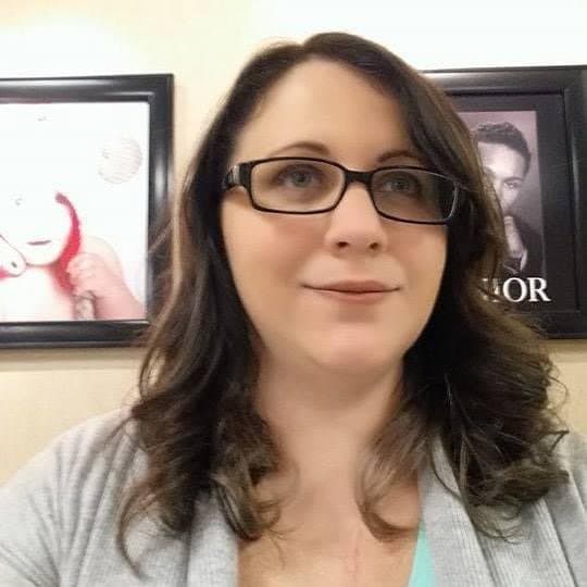 A Miss Texas winner & a few mid housewives get wet, wild & naked at spring break