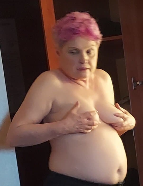 chubby mature granny wife naked on cruise