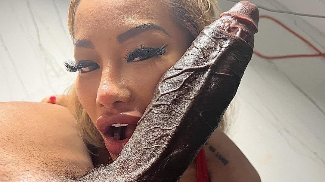 Some happy females with their chocolate bars in their mouth ???