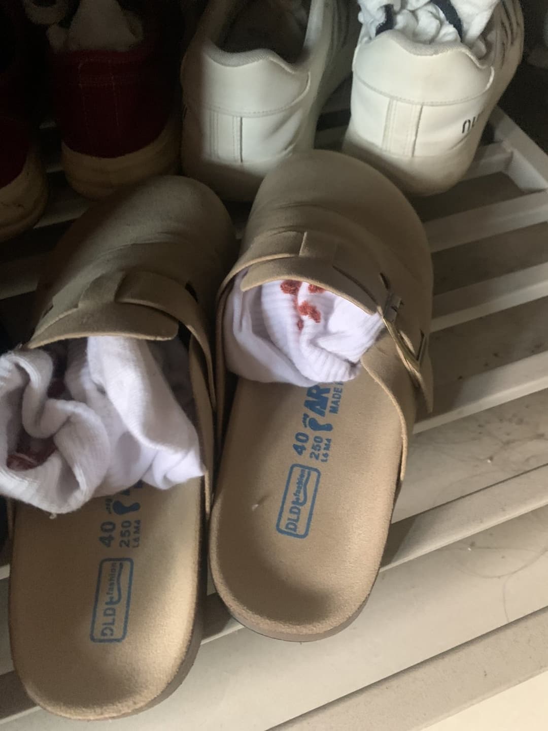 Asian feet / shoes & cum