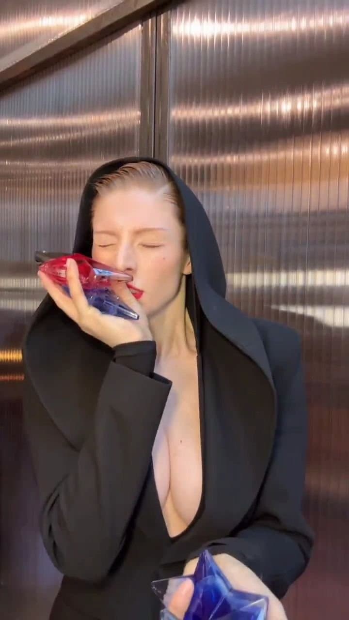 Click to view full size Hunter Schafer