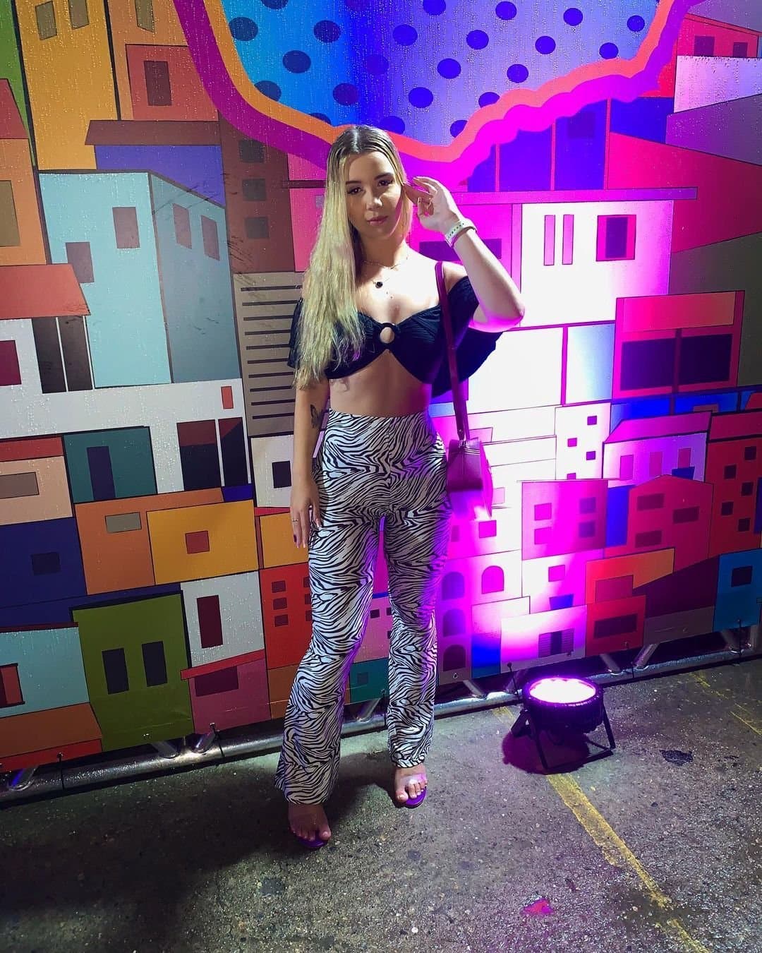 lora caval4 (premium)