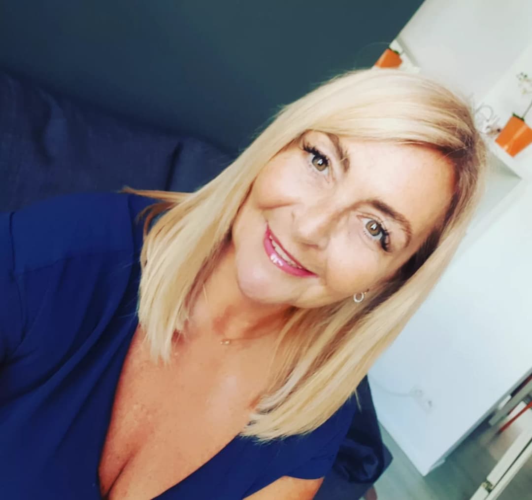 Ann Cath mature beauty