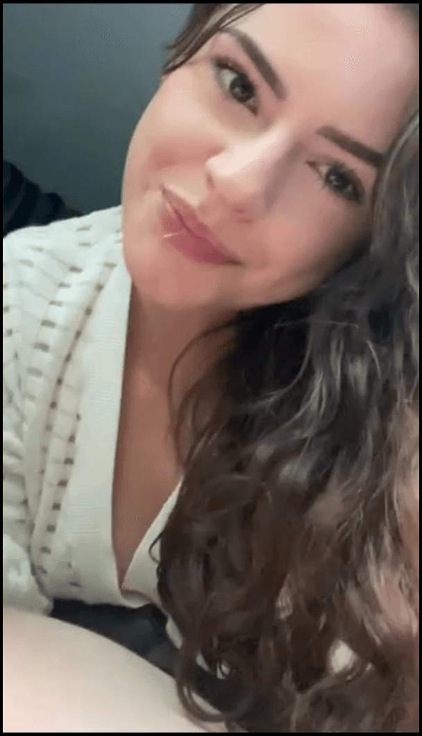 Hannah, 20, Phoenix, US - Pretty Teen Car Blowjob