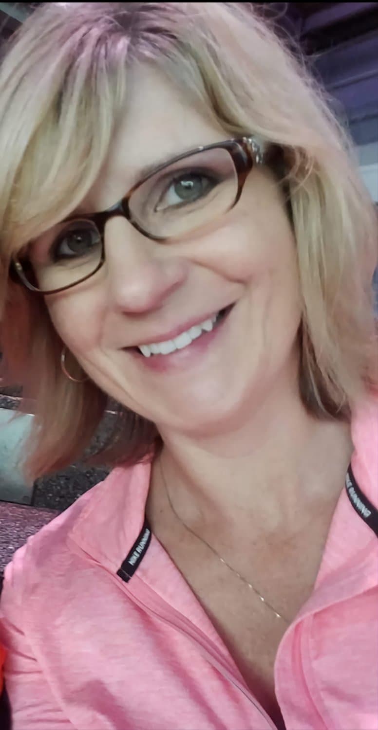 Tanja, regular mom by day, hogtied bondage slut by night.