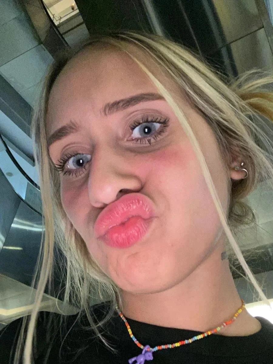 Meu álbum de duckfaces é pornfaces para vocês