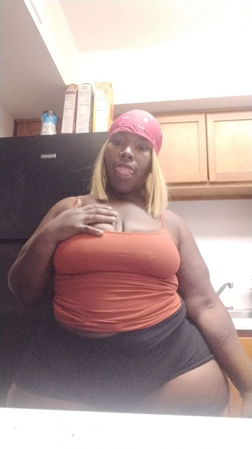 EBONY BBW SSBBW THICKNESS BIG ASS GOONER MATERIAL