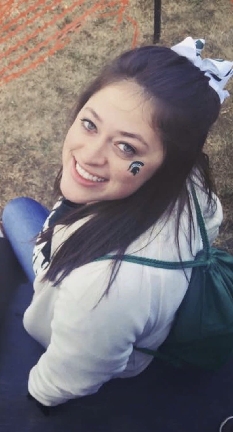 Nerdy frat house whore Kristen