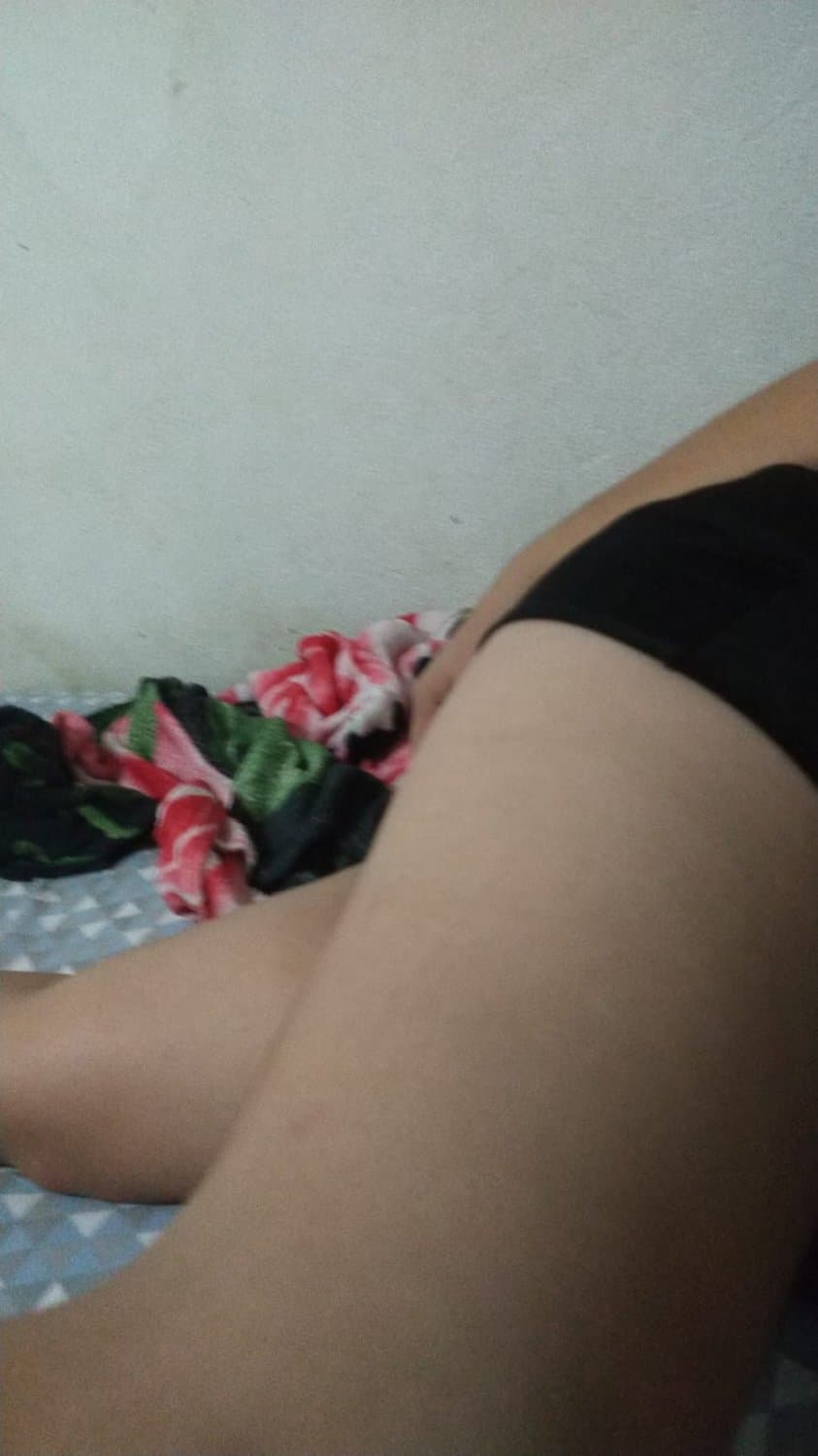 Marido mechendo na esposa