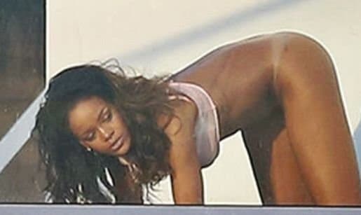 Rihanna Is Such A Beautiful Goddess Slut How Could You Not Resist A Edging Session ??