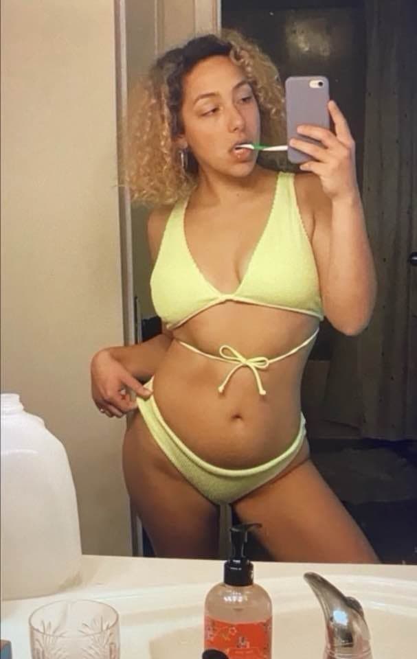 Cheating slut leaked after sending nudes to bfs friend (clair)