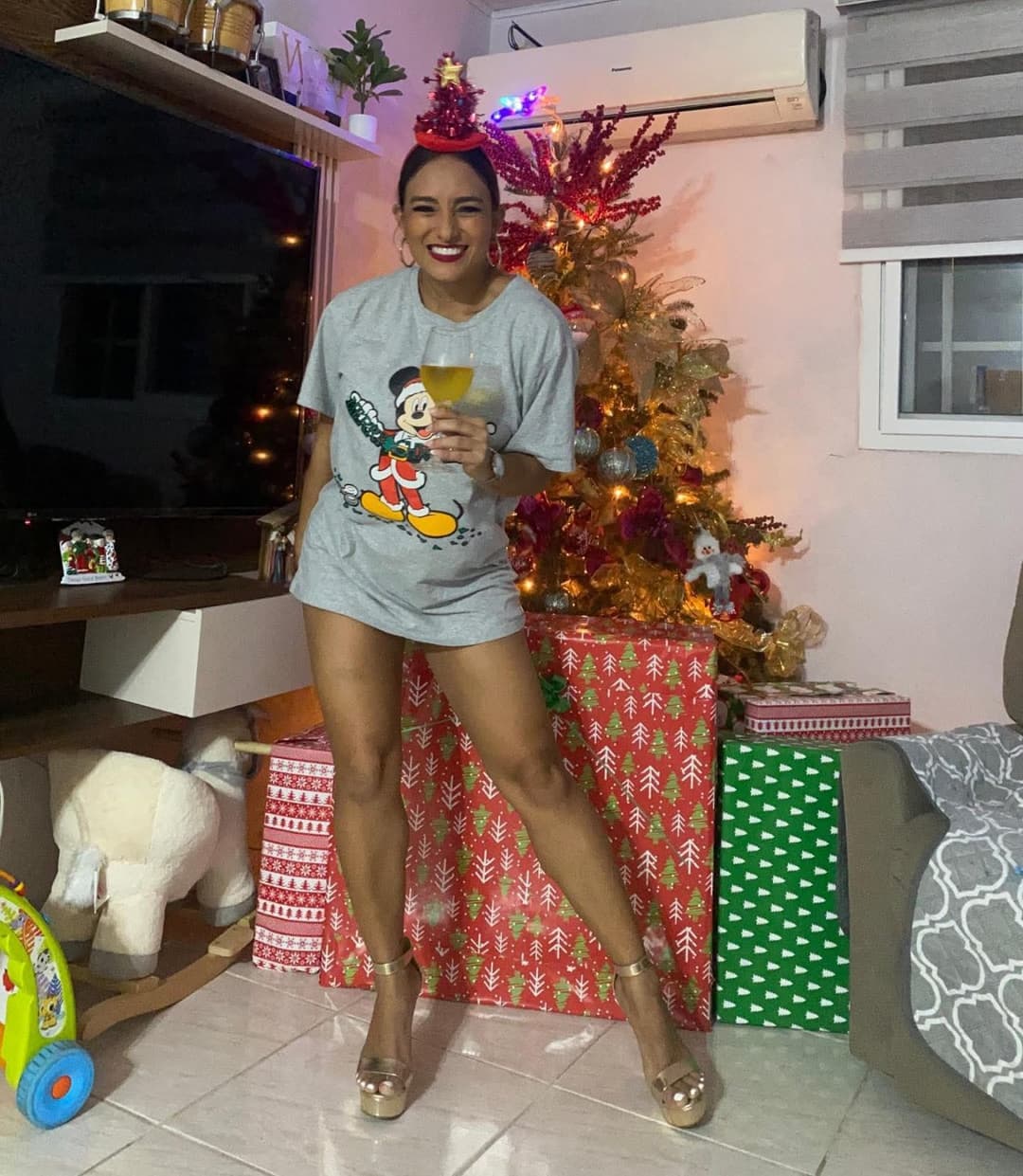 Perrita de calle 7 Panama Bikinis ?