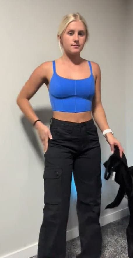 Sexy Sidney - Cheerslut humiliation