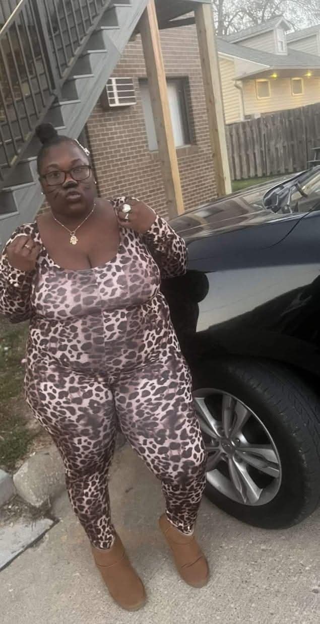 HUGE THICK MEGA EBONY BBW BUG OLE JUICY ASS BOOTY