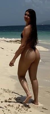 Ainara chinea, una puta ninfomana cuyo único talento es levantar pollas y ser una cerda