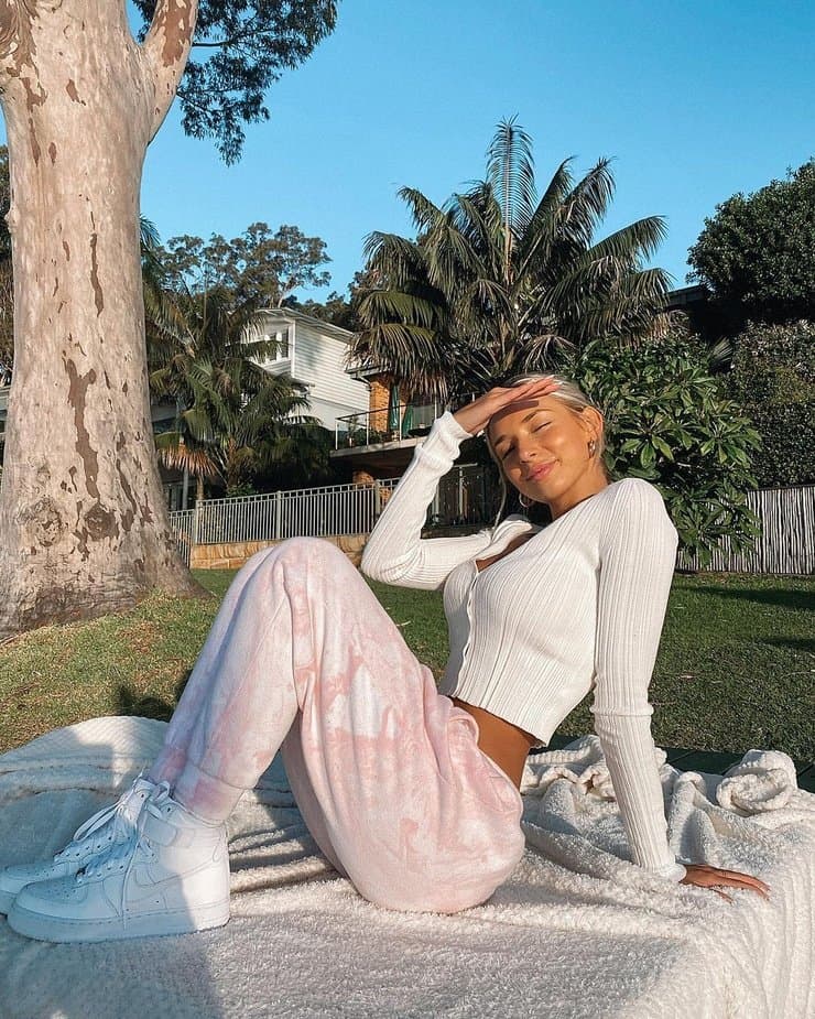 hot perfect blonde slut avalon nude leaked degrade her in my dms