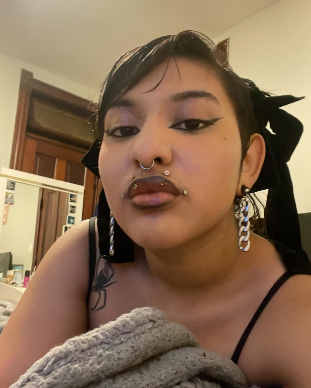 Click to view full size Her face was literally made to get face fucked ? 22 year old latina emo slut from Chicago