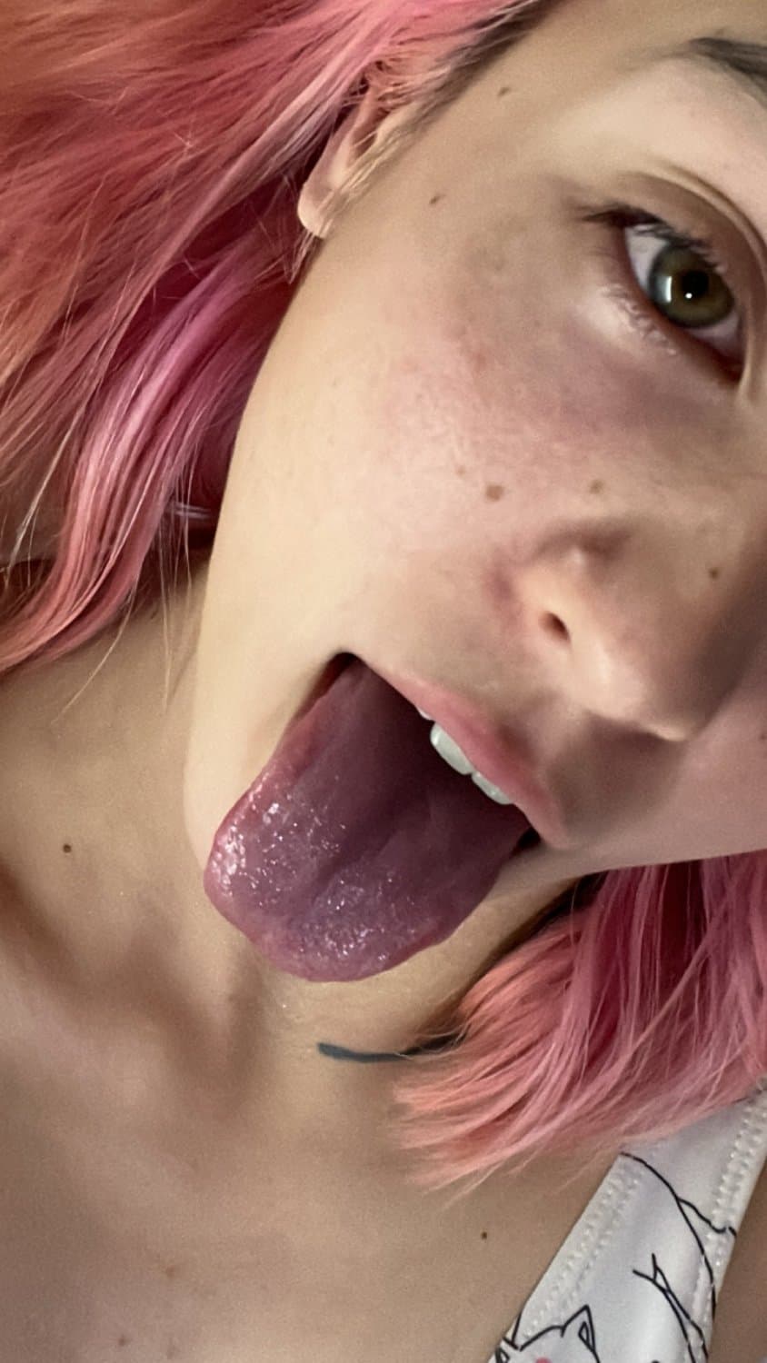 Azul is a sexy tattooed slut. Do you prefer her pink or brunette hair?