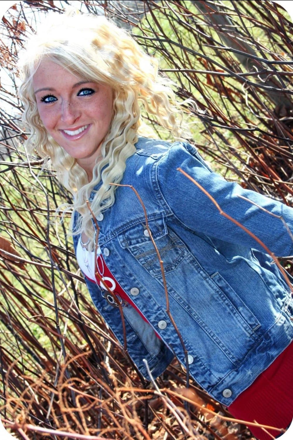 Anissa 18yo. Comment, repost, or message me.