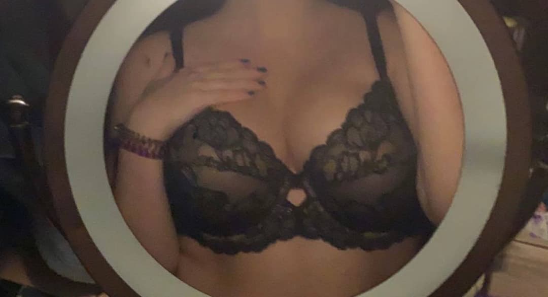 Michelle a Big Boobed Slut