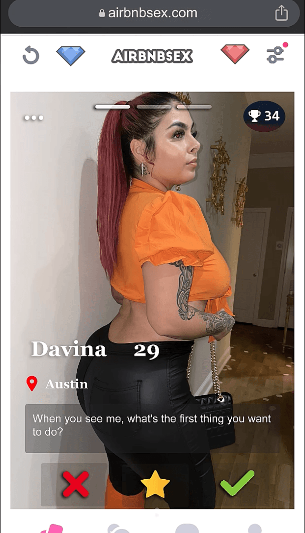 Big Tits Latina Prostitute From Austin - Car Blowjob In The Parking Lot