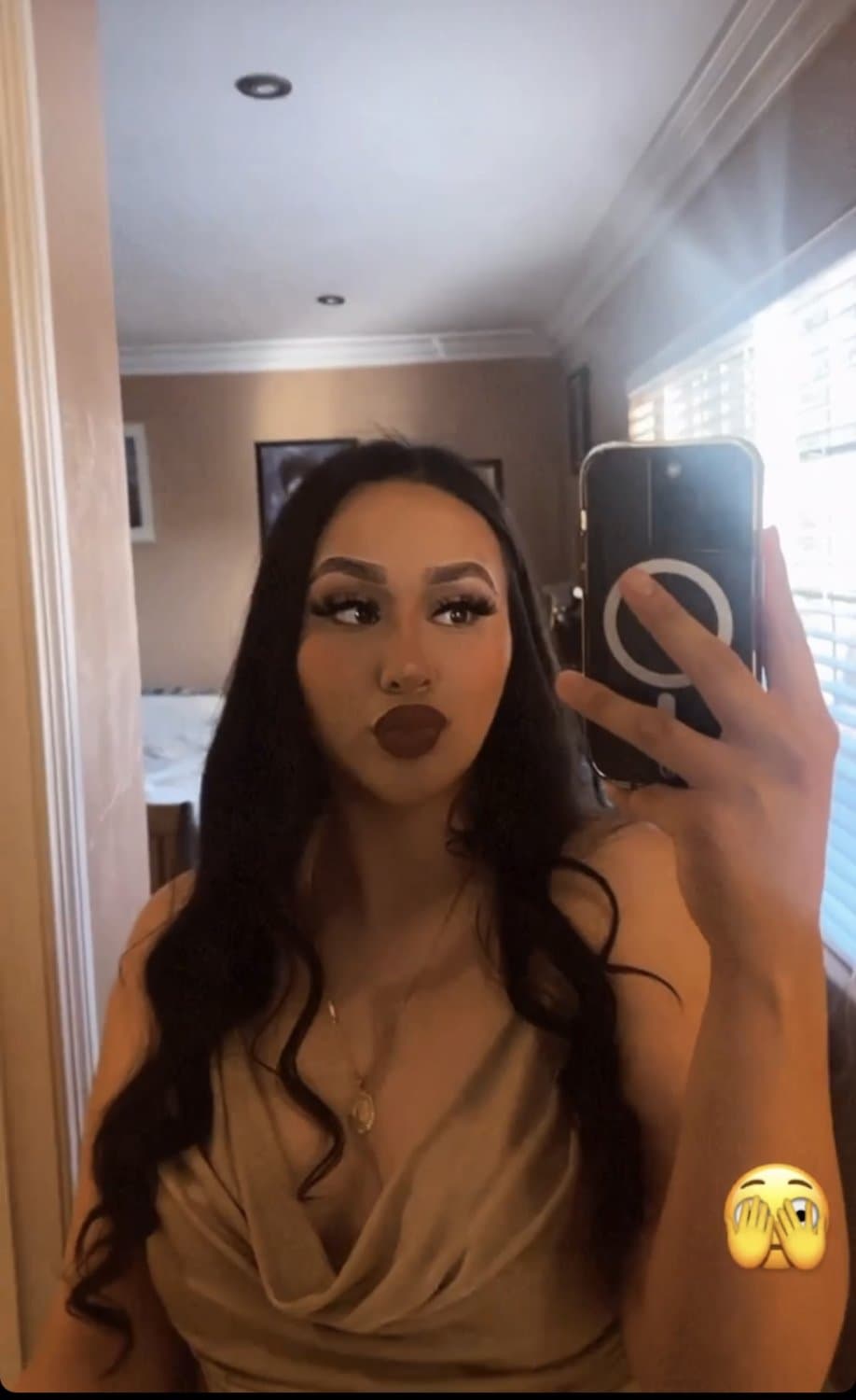 (Not nude) Anyone know this Las Vegas thot?