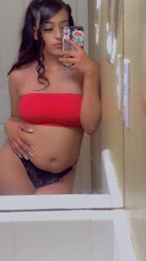 20 year old curvy Mexican escort that I f last week ❌NO GFE or BARE ❌