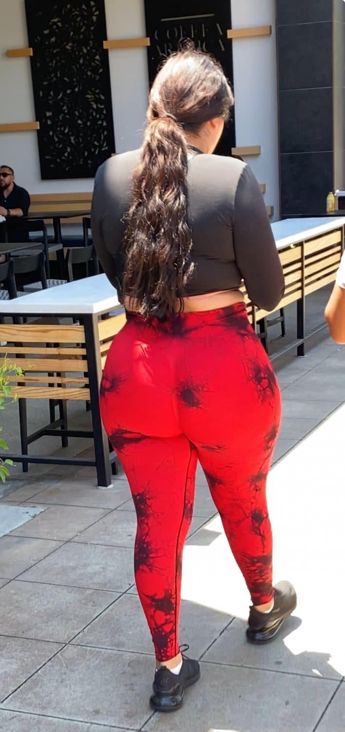 Click to view full size Caught creeping on a Big Booty Latin Whore