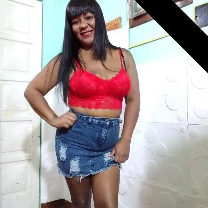 Click to view full size Chica sexy