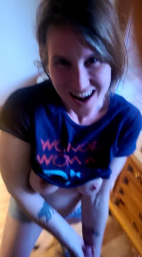 Oregon Wife is a Teacher & a Whore