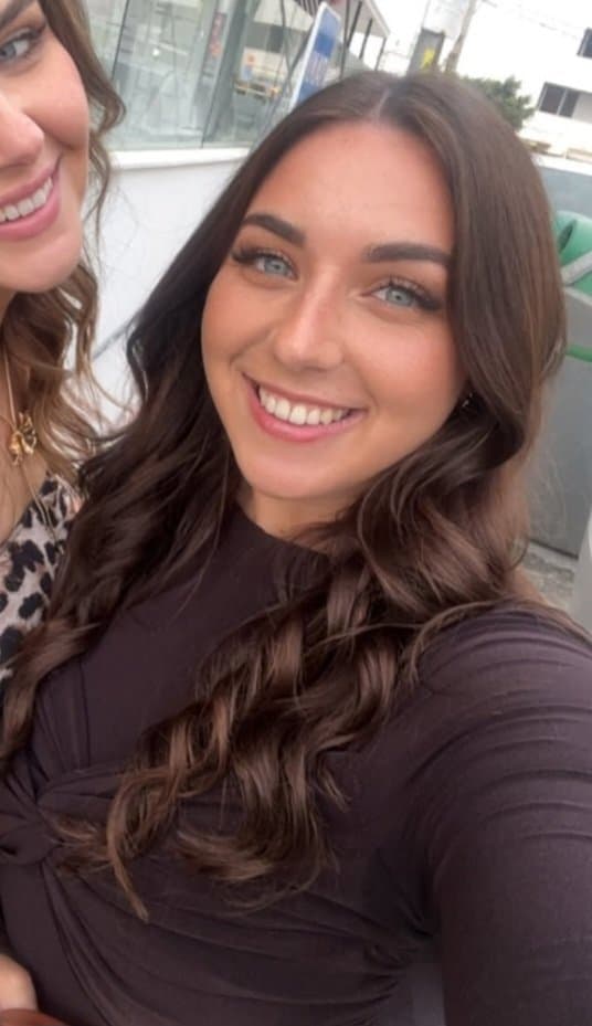 Hot brunette pawg with gorgeous blue eyes uk slut chav