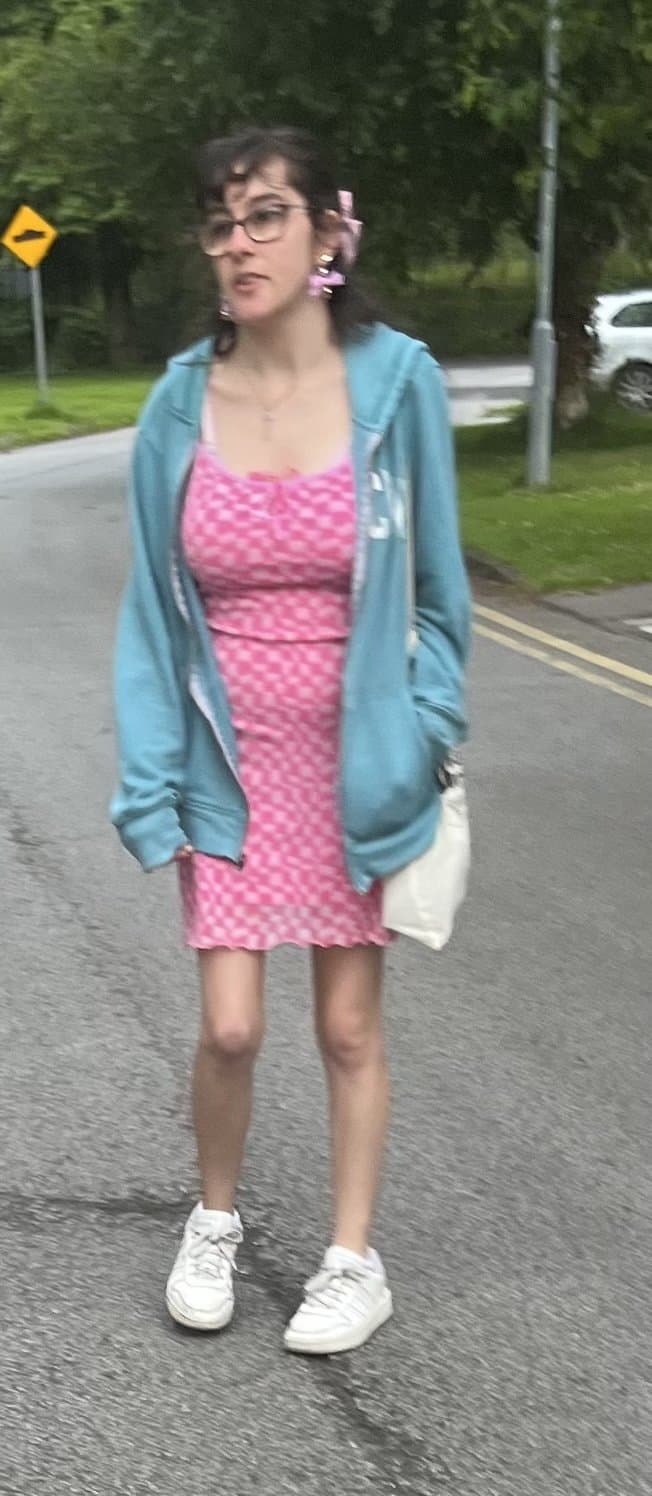 Nerdy busty jewish college girl candids