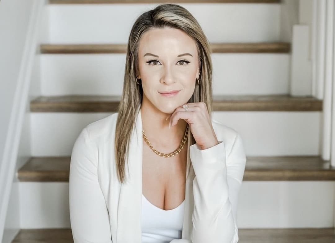 Click to view full size Fapping to Alex