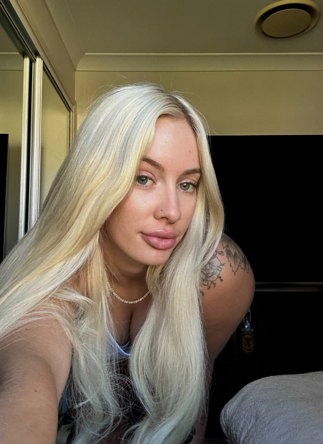 Pretty face, naughty thoughts, you know the vibe